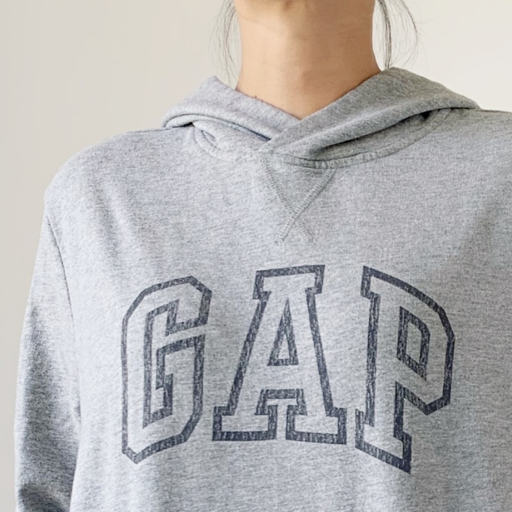 GAP Classic Hoodie sweater pullover top w pockets - Picture 4 of 5